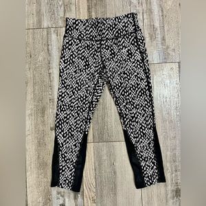Nike Dry-Fit capri leggings